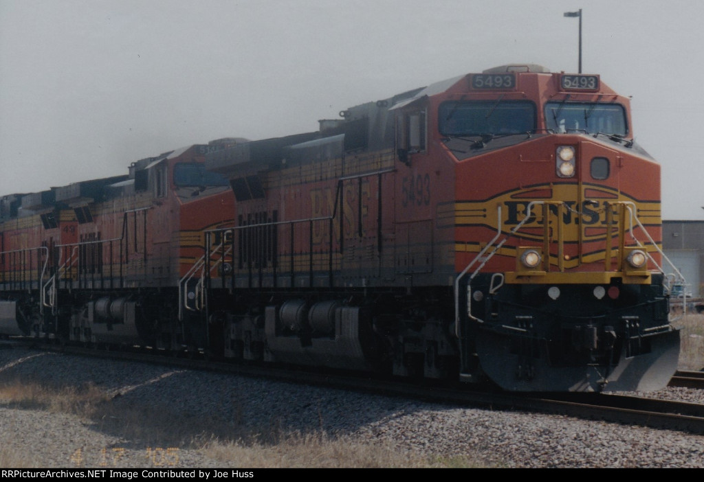 BNSF 5493 West